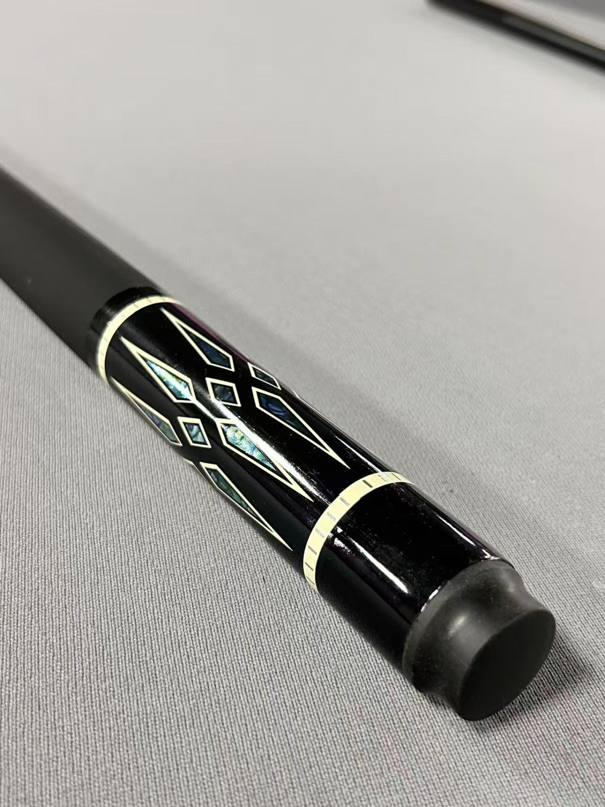 Carbon Cue